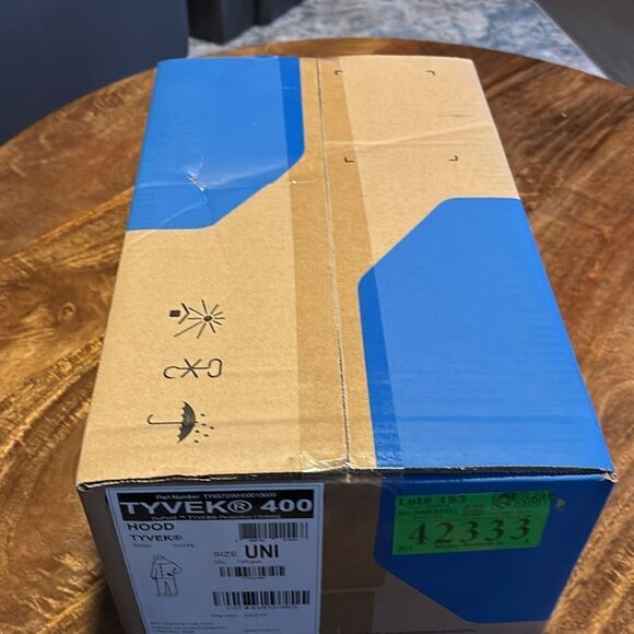 DuPont Tyvek 400 Pullover Hood, White, Universal, 100-Pack - Picture 5 of 5